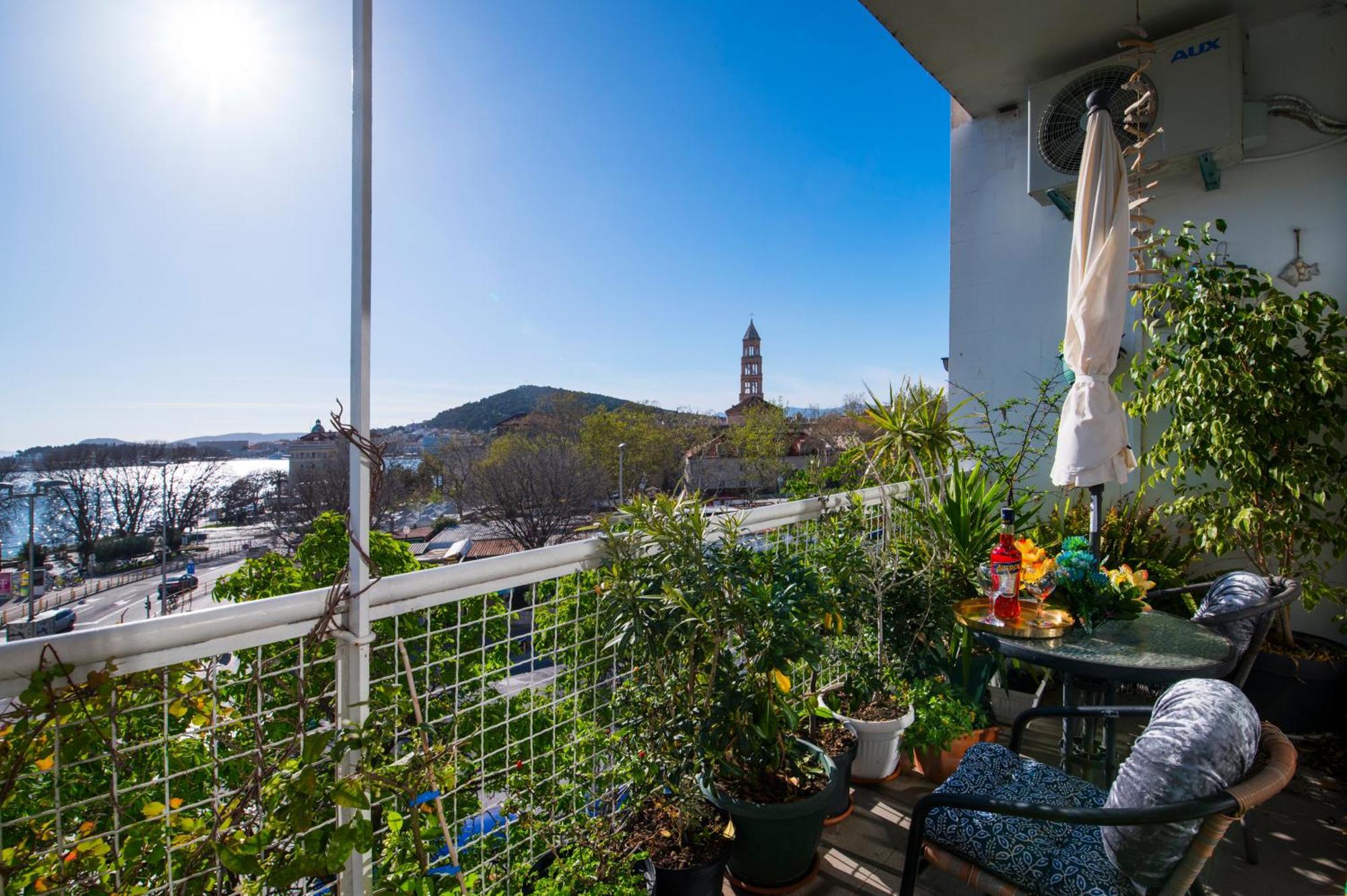 Split Sea View Centar Xxl Apartment Exterior photo